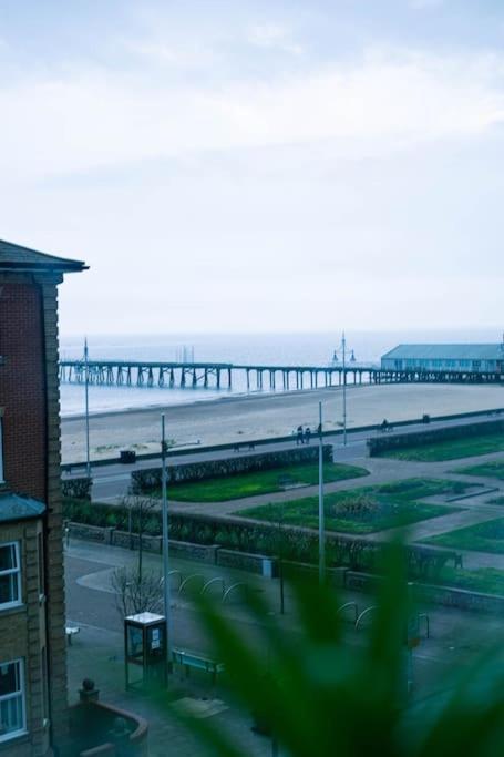 The Beach Suite - Top Floor With Easy Invest Lowestoft Bagian luar foto