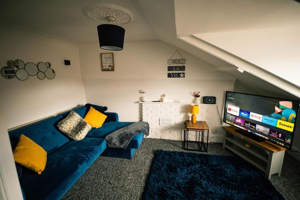 The Beach Suite - Top Floor With Easy Invest Lowestoft Bagian luar foto